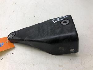 Gebruikte Steun (diversen) Mercedes EQV 300 Prijs € 29,00 Margeregeling aangeboden door Wessel Parts & Service B.V.