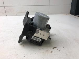 Gebruikte ABS Pomp Opel Mokka X Prijs € 169,00 Margeregeling aangeboden door Wessel Parts & Service B.V.