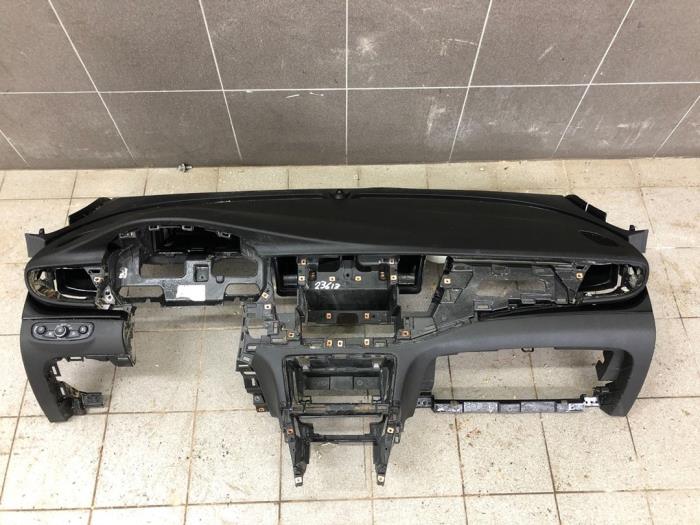 Gebruikte Dashboard Opel Mokka X Prijs € 523,95 Margeregeling aangeboden door Wessel Parts & Service B.V.