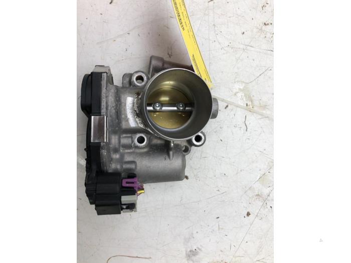 Gebruikte Gasklephuis Opel Mokka X Prijs € 40,95 Margeregeling aangeboden door Wessel Parts & Service B.V.