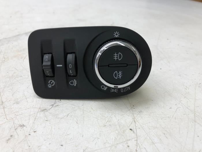 OPEL Zafira 1 generation (2006-2016) Headlight Switch Control Unit 39050757 15066401