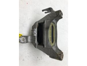 Gebruikte Motorrubber Chevrolet Cruze 2.0 D 16V Prijs € 29,00 Margeregeling aangeboden door Wessel Parts & Service B.V.