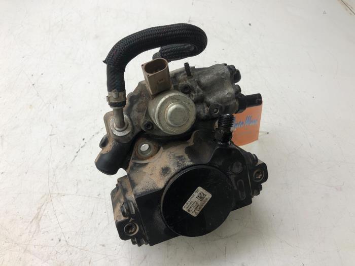 MERCEDES-BENZ A-Class W176 (2012-2018) Bensinpumpe 6510702601 15098555