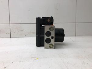 Gebruikte ABS Pomp Mercedes C (W203) 2.7 C-270 CDI 20V Prijs € 79,00 Margeregeling aangeboden door Wessel Parts & Service B.V.