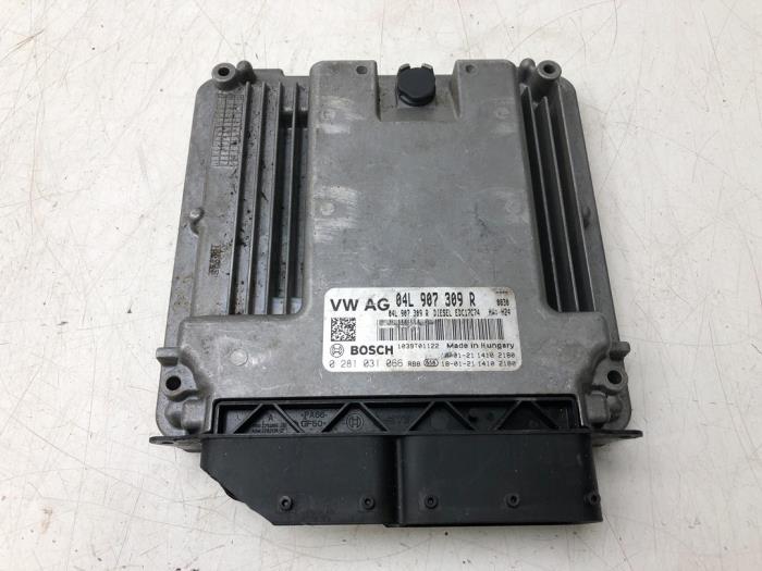 SKODA Superb 3 generation (2015-2023) Engine Control Unit ECU 04L907309R 15206407