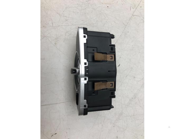 MERCEDES-BENZ GLC X253 (2015-2024) Headlight Switch Control Unit 2059051810 17628811