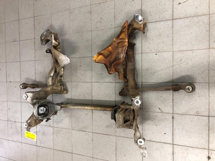 AUDI A4 B8/8K (2011-2016) Sous-châssis de suspension avant 8T0399315H 15982377