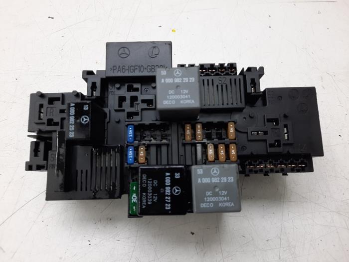 MERCEDES-BENZ C-Class W205/S205/C205 (2014-2023) Fuse Box 2229063202 15526198