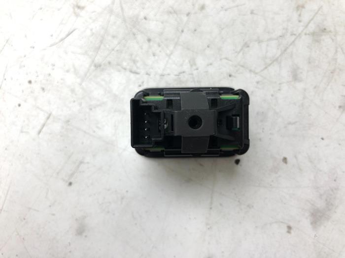 MERCEDES-BENZ CLA-Class C117 (2013-2016) Front Left Door Window Switch 2049058102 15417617