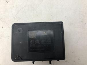 Gebruikte ABS Pomp Peugeot 208 I (CA/CC/CK/CL) 1.2 12V e-THP PureTech 110 Prijs € 99,00 Margeregeling aangeboden door Wessel Parts & Service B.V.