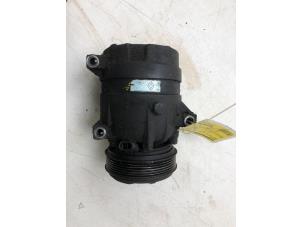 Gebruikte Aircopomp Renault Trafic New (FL) 1.9 dCi 100 16V Prijs € 49,00 Margeregeling aangeboden door Wessel Parts & Service B.V.