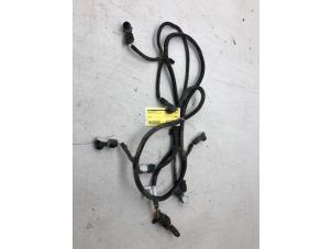 Gebruikte PDC Sensor Set Peugeot 308 (L3/L8/LB/LH/LP) 1.2 12V e-THP PureTech 130 Prijs € 125,00 Margeregeling aangeboden door Wessel Parts & Service B.V.