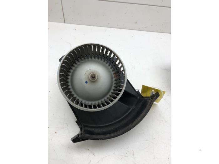 RENAULT 7 generation (2013-2019) Alte unități de control 173830100 17160991