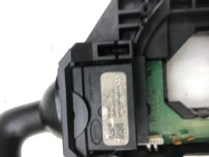 Gebruikte Stuurkolomschakelaar Landrover Range Rover Velar (LY) 2.0 16V P300 AWD Prijs € 149,00 Margeregeling aangeboden door Wessel Parts & Service B.V.