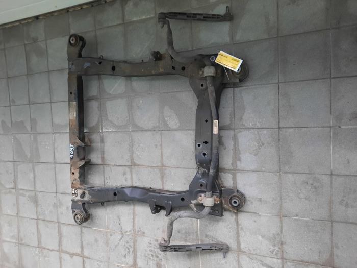 OPEL Zafira C (2012-2016) Sous-châssis de suspension avant 13370472 17205141