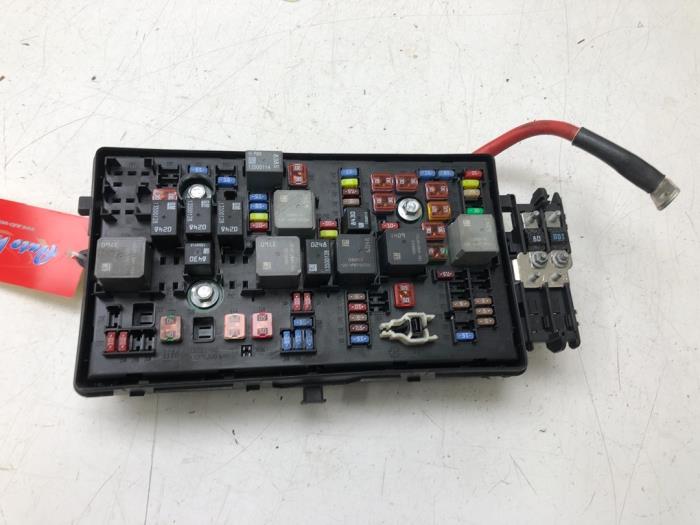 OPEL Insignia A (2008-2016) Fuse Box 13343479 17334087