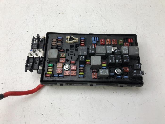 OPEL Insignia A (2008-2016) Fuse Box 13255300 17211719