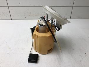 Gebruikte Tank element Pomp Mercedes E Estate (S212) E-250 CDI 16V BlueEfficiency,BlueTEC Prijs € 79,00 Margeregeling aangeboden door Wessel Parts & Service B.V.