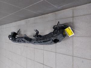 Gebruikte Bumperframe achter Kia Stonic (YB) 1.0i T-GDi 12V Prijs € 69,00 Margeregeling aangeboden door Wessel Parts & Service B.V.