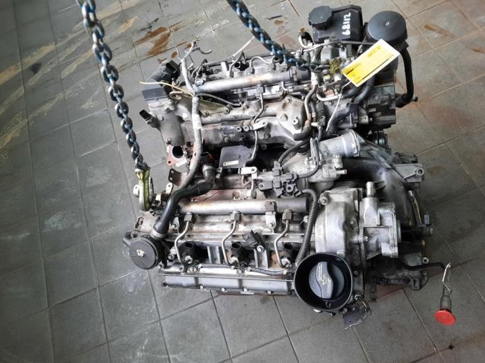 MERCEDES-BENZ R-Class W251 (2005-2017) Двигатель 6420700501 17382951