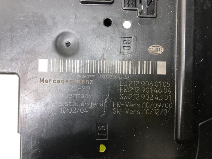 MERCEDES-BENZ CLS-Class C218/X218 (2011-2017) Fuse Box 2129024301 17383206