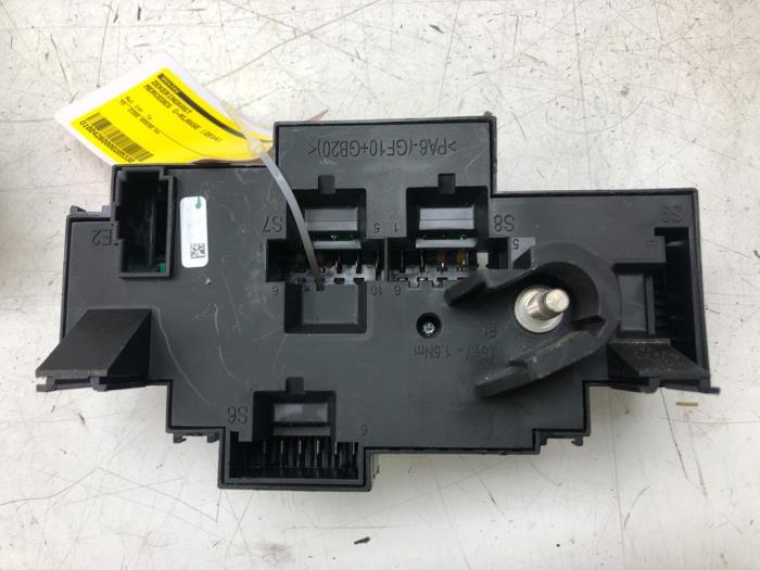 MERCEDES-BENZ C-Class W205/S205/C205 (2014-2023) Fuse Box 2229063701 17387329