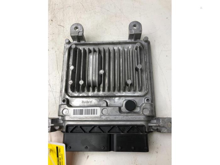 MERCEDES-BENZ C-Class W204/S204/C204 (2004-2015) Engine Control Unit ECU 6519007500 17427491