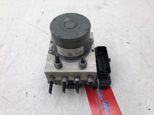 Gebruikte ABS Pomp Opel Astra K 1.4 Turbo 16V Prijs € 149,00 Margeregeling aangeboden door Wessel Parts & Service B.V.