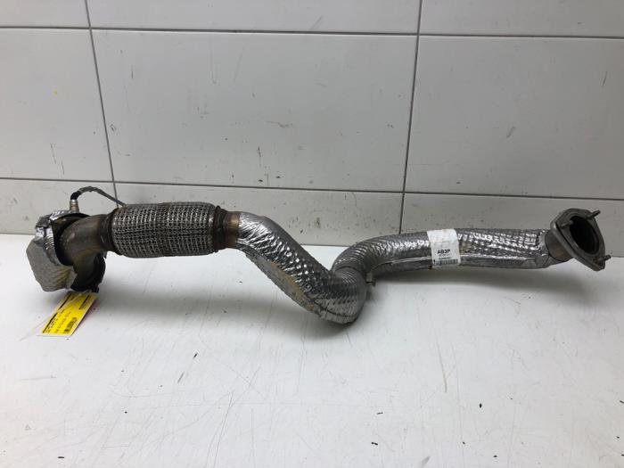 Gebruikte Voorpijp Uitlaat Opel Astra K 1.4 Turbo 16V Prijs € 156,45 Margeregeling aangeboden door Wessel Parts & Service B.V.