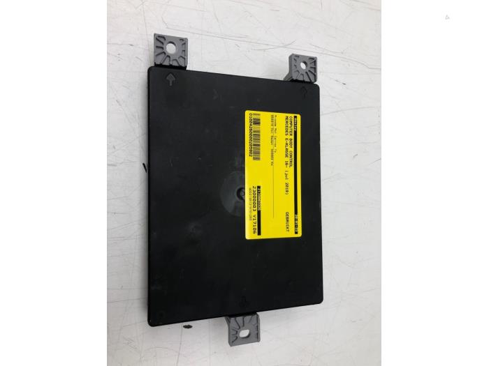 Gebruikte Module Bodycontrol Mercedes E (W213) E-200d 1.6 Turbo 16V Prijs € 198,45 Margeregeling aangeboden door Wessel Parts & Service B.V.