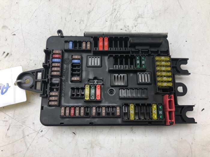 BMW 1 Series F20/F21 (2011-2020) Fuse Box 926111103 17515397