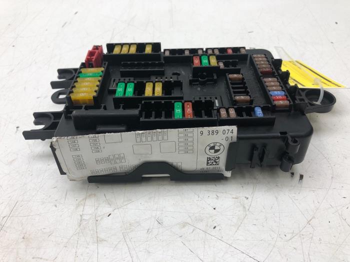 BMW 4 Series F32/F33/F36 (2013-2020) Fuse Box 938907001 17515360