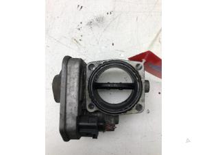 Gebruikte Gasklephuis Opel Zafira (M75) 1.7 CDTi 16V Prijs € 39,00 Margeregeling aangeboden door Wessel Parts & Service B.V.