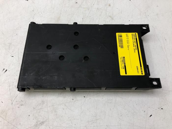 Gebruikte Computer Body Control Mercedes A (W176) 1.5 A-180 CDI, A-180d 16V Prijs € 82,95 Margeregeling aangeboden door Wessel Parts & Service B.V.