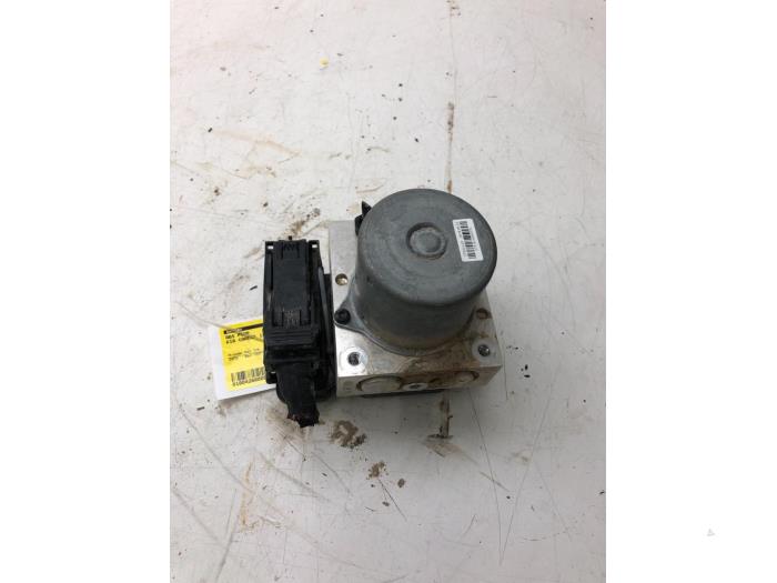 KIA Carens 3 generation (RP) (2013-2019) ABS Pump 58910A4410 17659054