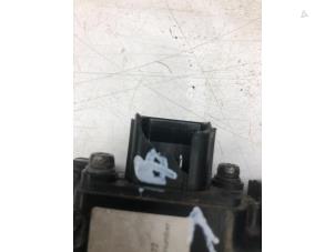 Gebruikte Radar sensor Lexus IS (E3) 300h 2.5 16V Prijs € 299,00 Margeregeling aangeboden door Wessel Parts & Service B.V.