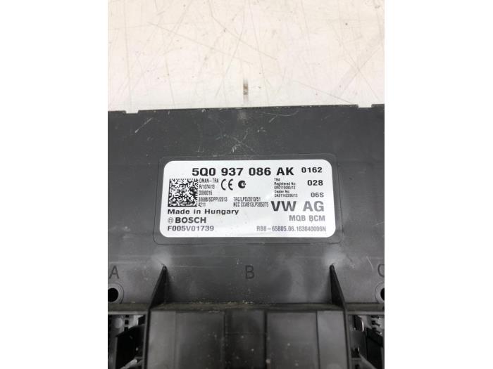 VOLKSWAGEN Golf Sportsvan 1 generation (2014-2019) Central locking control unit 5Q0937086AK 22572386