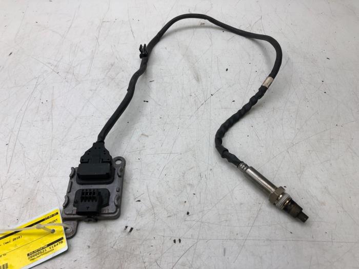 Gebruikte Lambda Sonde Skoda Superb (3V3) 2.0 TDI Prijs € 261,45 Margeregeling aangeboden door Wessel Parts & Service B.V.
