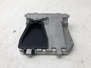 Gebruikte Camera voorzijde Mercedes ML III (166) 3.0 ML-350 BlueTEC V6 24V 4-Matic Prijs € 99,00 Margeregeling aangeboden door Wessel Parts & Service B.V.