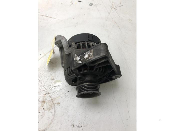 Gebruikte Dynamo Fiat Doblo (223A/119) 1.2 Prijs € 47,25 Margeregeling aangeboden door Wessel Parts & Service B.V.
