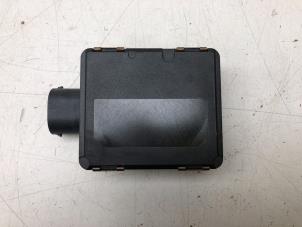 Gebruikte Radar sensor Mercedes B (W247) 1.3 B-250 e Turbo 16V Prijs € 225,00 Margeregeling aangeboden door Wessel Parts & Service B.V.