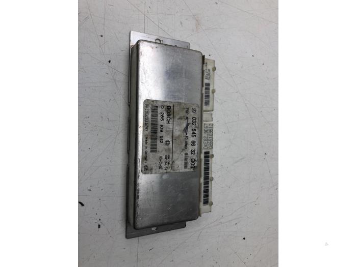 Esp computer van een Mercedes E-Klasse 2003