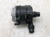 Waterpomp van een Mercedes-Benz B (W247) 1.3 B-250 e Turbo 16V 2022