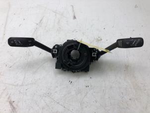 Gebruikte Combischakelaar Stuurkolom Volkswagen Tiguan Prijs € 149,00 Margeregeling aangeboden door Wessel Parts & Service B.V.