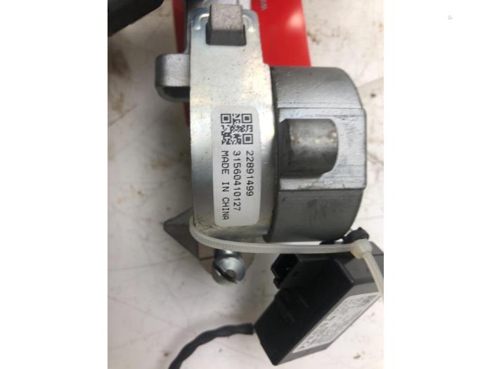 Afstands Bediening Set van een Vauxhall Insignia Country Tourer Mk.I 2.0 CDTI 16V 2013