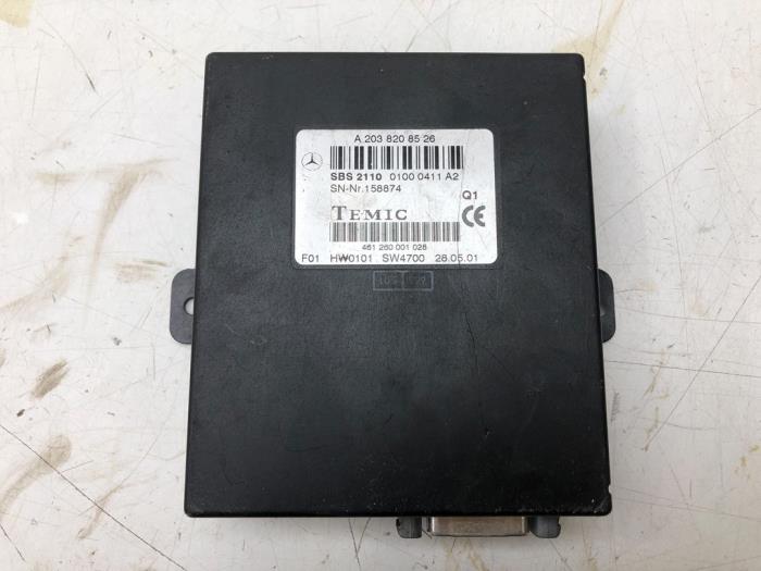 Gebruikte Computer Diversen Mercedes CLK (C208) 3.2 320 V6 18V Prijs € 40,95 Margeregeling aangeboden door Wessel Parts & Service B.V.