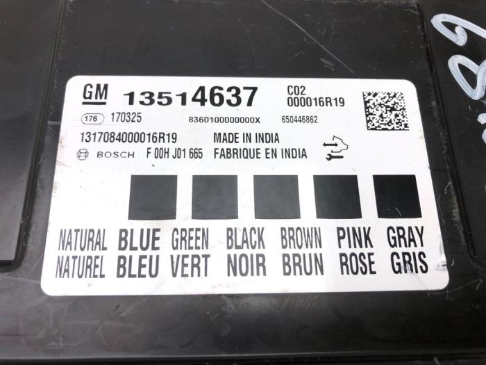 Computer Body Control van een Opel Astra K 1.6 CDTI 136 16V 2017