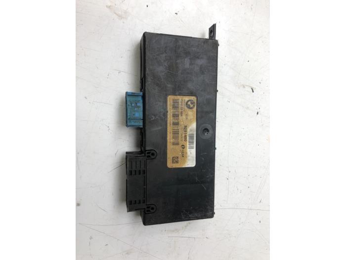 Gateway module van een BMW 5 serie (F10) 520d 16V 2013