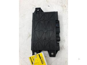Gebruikte Telefoon Module Landrover Range Rover Evoque (LVJ/LVS) 2.2 eD4 16V 5-drs. Prijs € 99,00 Margeregeling aangeboden door Wessel Parts & Service B.V.