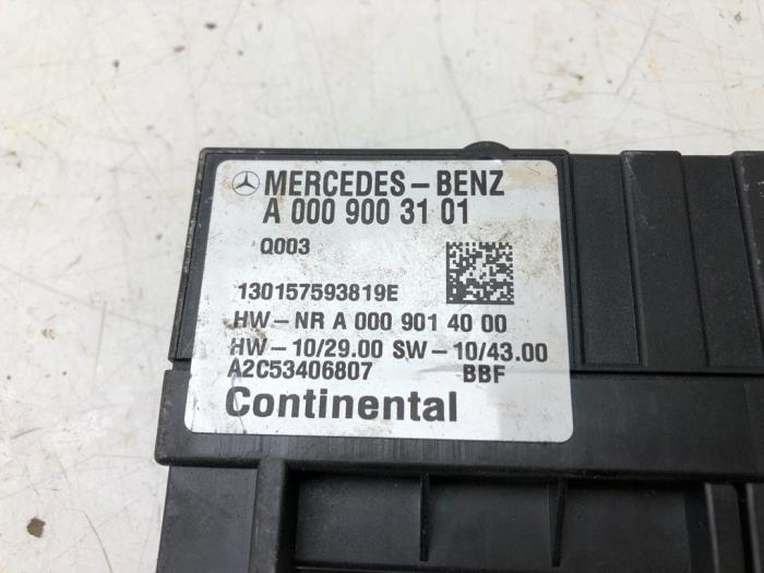 MERCEDES-BENZ C-Class W204/S204/C204 (2004-2015) Autres parties du corps 0009003101 18262073